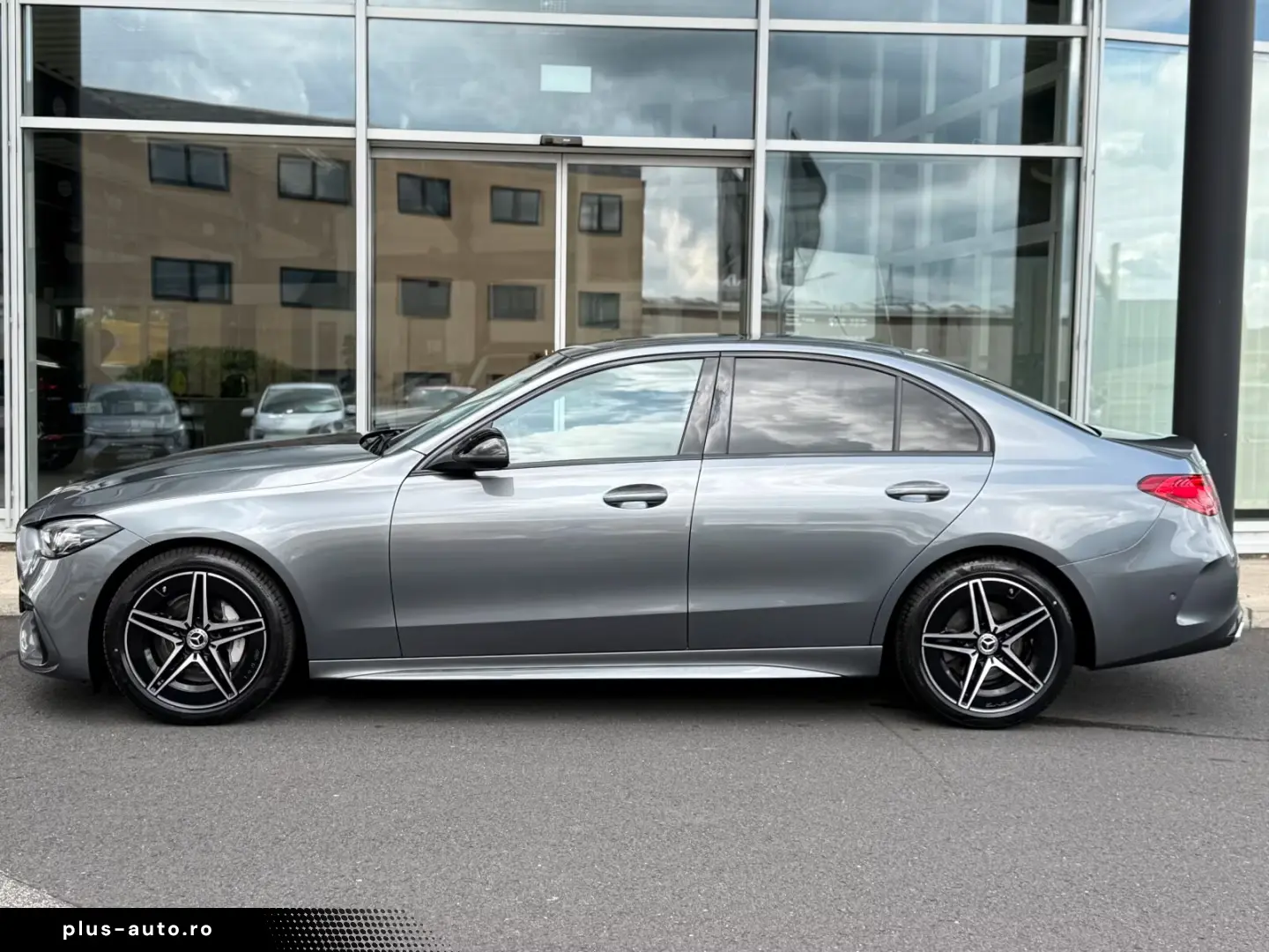 Mercedes-Benz C 180 AMG NIGHT LED NAVI KAMERA