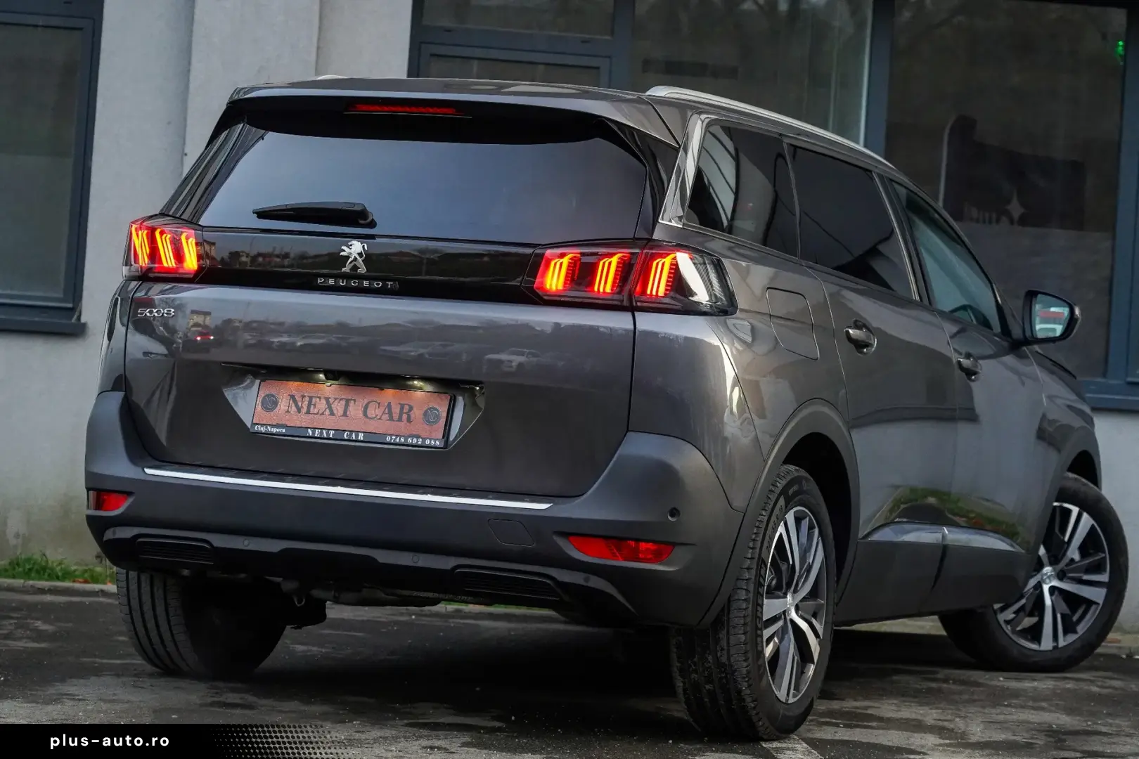 Peugeot 5008 PureTech 130