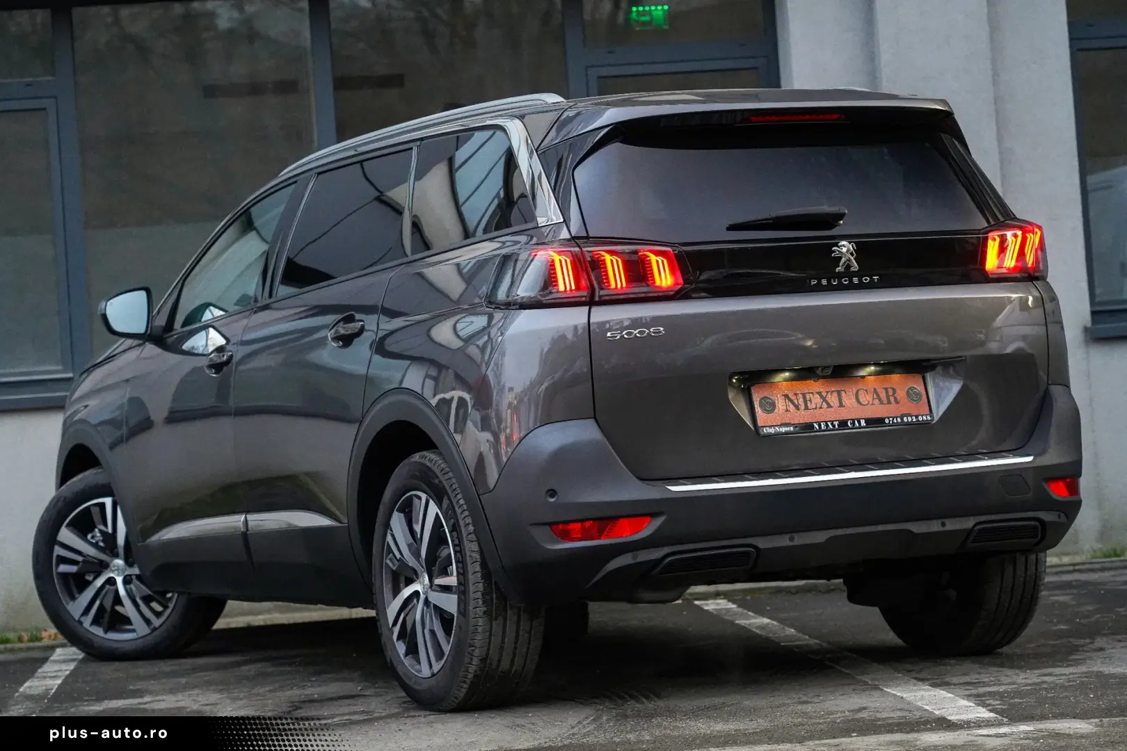 Peugeot 5008 PureTech 130