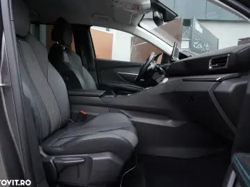 Peugeot 5008 PureTech 130