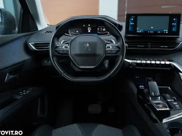 Peugeot 5008 PureTech 130