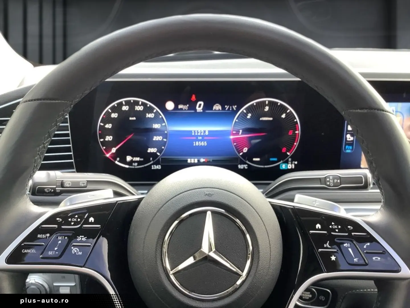 MERCEDES-BENZ GLE 450 d 4M AMG PANO AIRM DISTR BURMESTER AHK