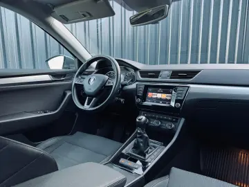 Skoda Superb  2.0 DIESEL 150 Cp   An Fab-01.2016   Euro 6