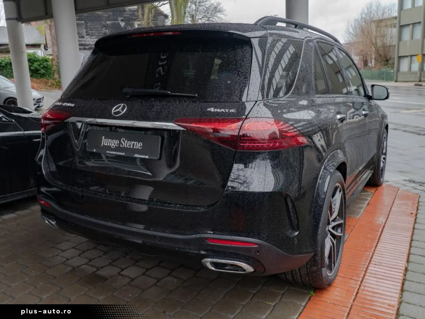 MERCEDES-BENZ GLE 450 d 4M AMG-Sport Pano Burm AHK Sitzklima