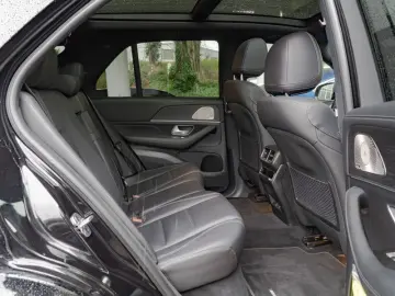 MERCEDES-BENZ GLE 450 d 4M AMG-Sport Pano Burm AHK Sitzklima