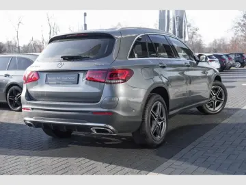 MERCEDES-BENZ GLC 300 e 4M AMG MBUX Navi EasyPack Ka&hellip;