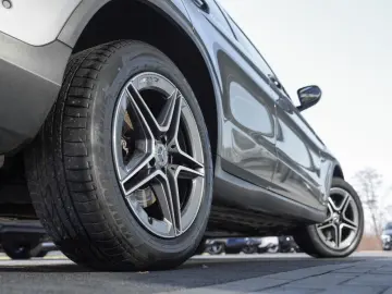 MERCEDES-BENZ GLC 300 e 4M AMG MBUX Navi EasyPack Ka&hellip;