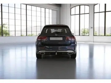 MERCEDES-BENZ GLC 220 d 4MATIC AMG AHK Standheizung R-Kam