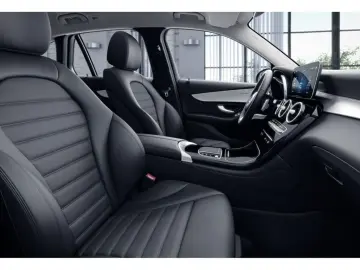 MERCEDES-BENZ GLC 220 d 4MATIC AMG AHK Standheizung R-Kam