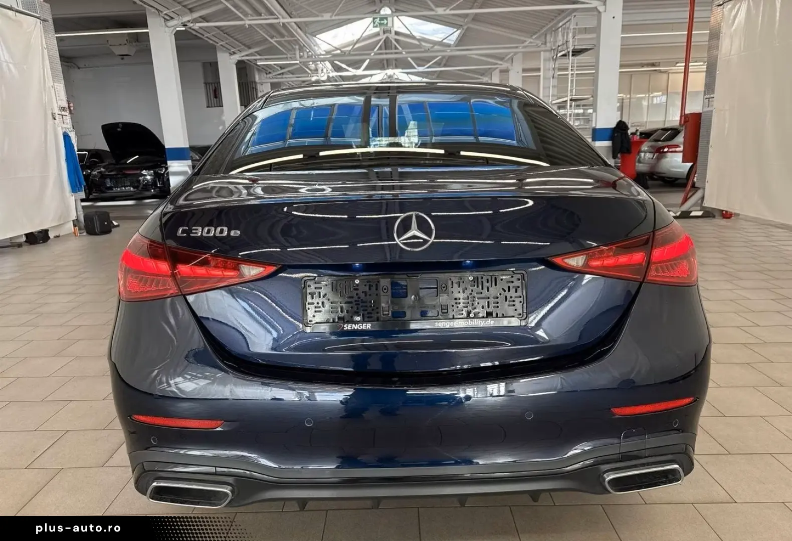 Mercedes-Benz C 300 e Lim. AMGLine Night Distr.  Digi