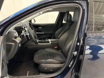 Mercedes-Benz C 300 e Lim. AMGLine Night Distr.  Digi