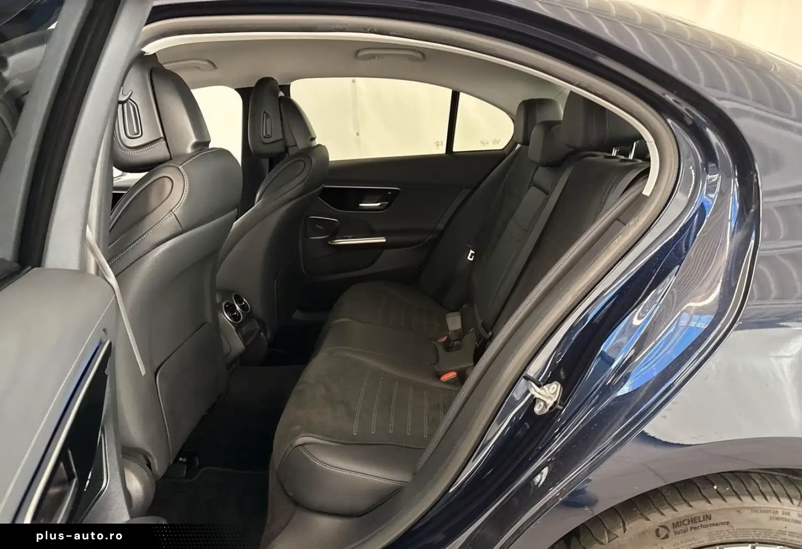 Mercedes-Benz C 300 e Lim. AMGLine Night Distr.  Digi