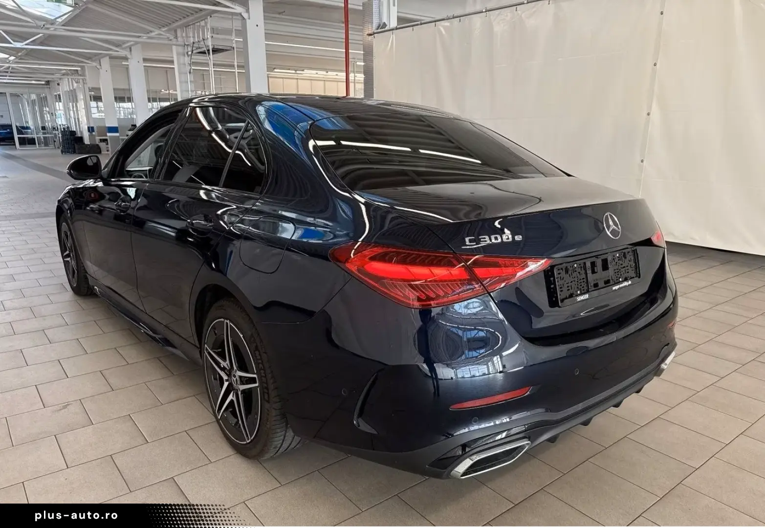 Mercedes-Benz C 300 e Lim. AMGLine Night Distr.  Digi