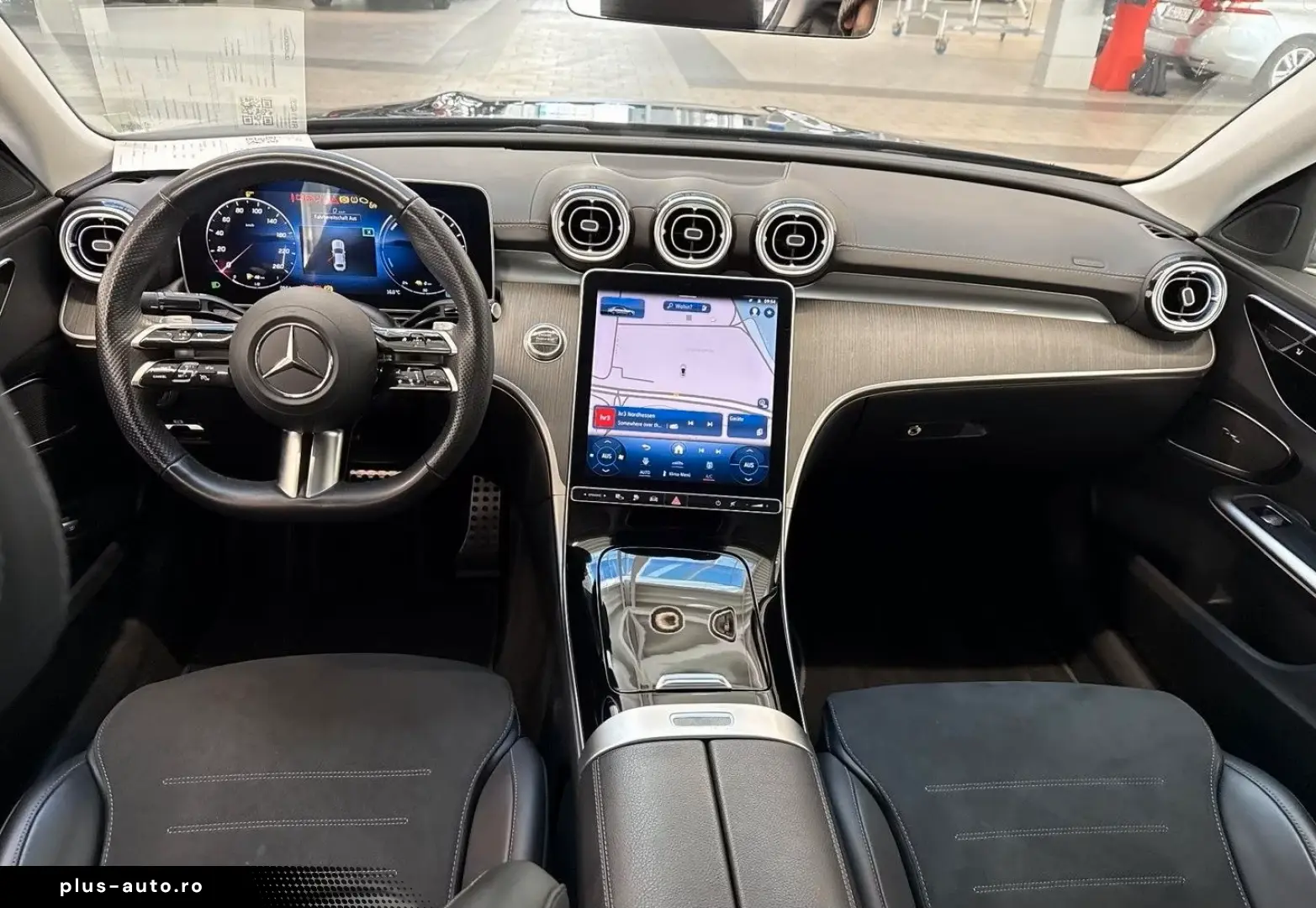 Mercedes-Benz C 300 e Lim. AMGLine Night Distr.  Digi