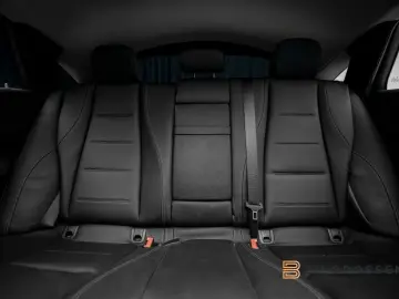 MERCEDES-BENZ GLE 350 de 4Matic Coupe AMG Pano Burmester HUD