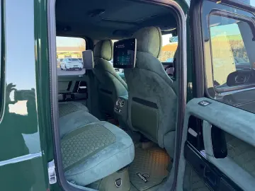 Mercedes Benz G63AMG B800 Brabus Deep Green Solid
