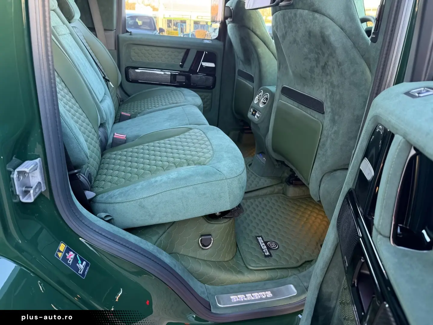 Mercedes Benz G63AMG B800 Brabus Deep Green Solid