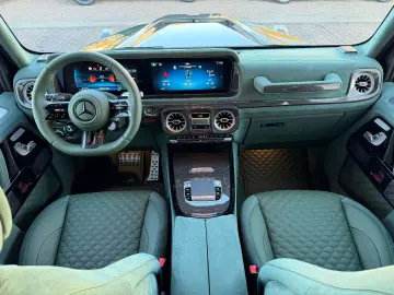 Mercedes Benz G63AMG B800 Brabus Deep Green Solid