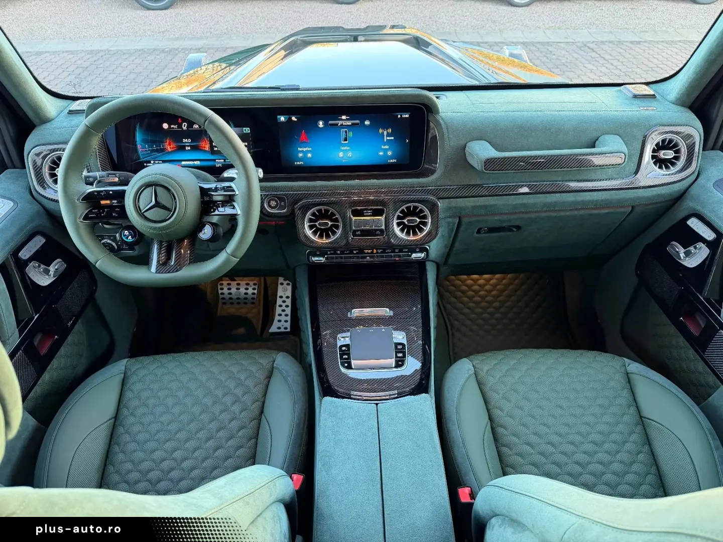 Mercedes Benz G63AMG B800 Brabus Deep Green Solid