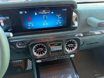 Mercedes Benz G63AMG B800 Brabus Deep Green Solid