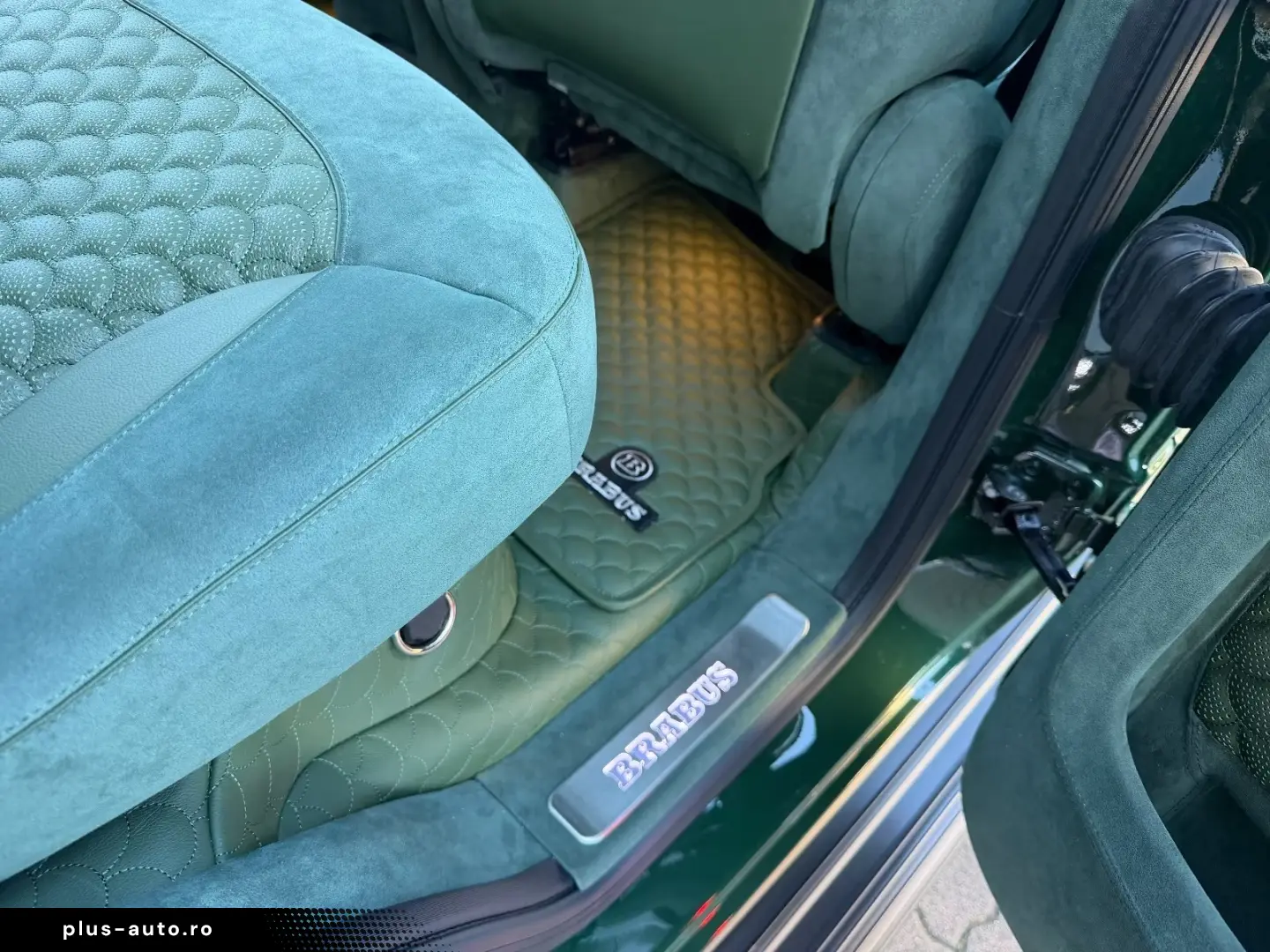 Mercedes Benz G63AMG B800 Brabus Deep Green Solid