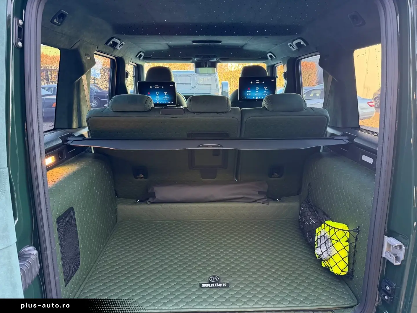 Mercedes Benz G63AMG B800 Brabus Deep Green Solid