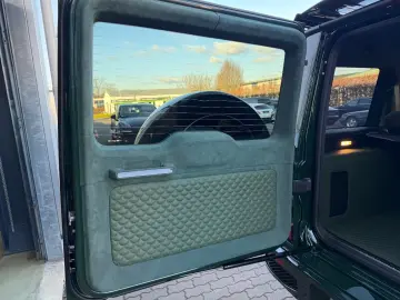 Mercedes Benz G63AMG B800 Brabus Deep Green Solid
