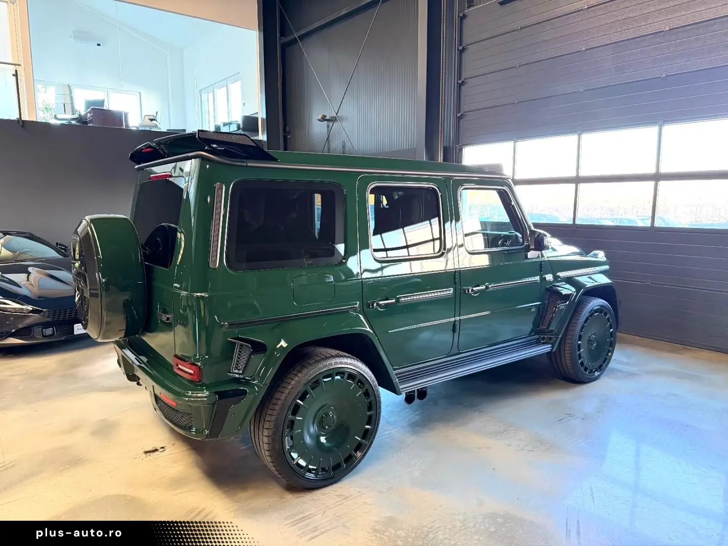 Mercedes Benz G63AMG B800 Brabus Deep Green Solid