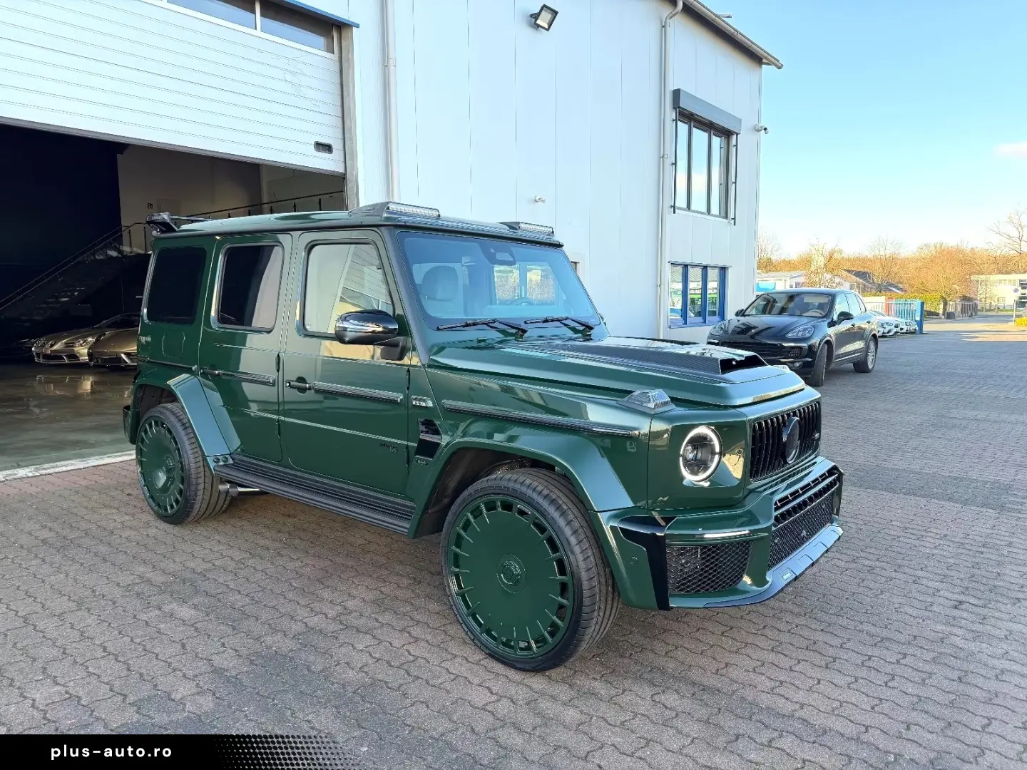 Mercedes Benz G63AMG B800 Brabus Deep Green Solid