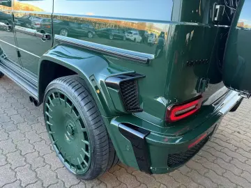 Mercedes Benz G63AMG B800 Brabus Deep Green Solid