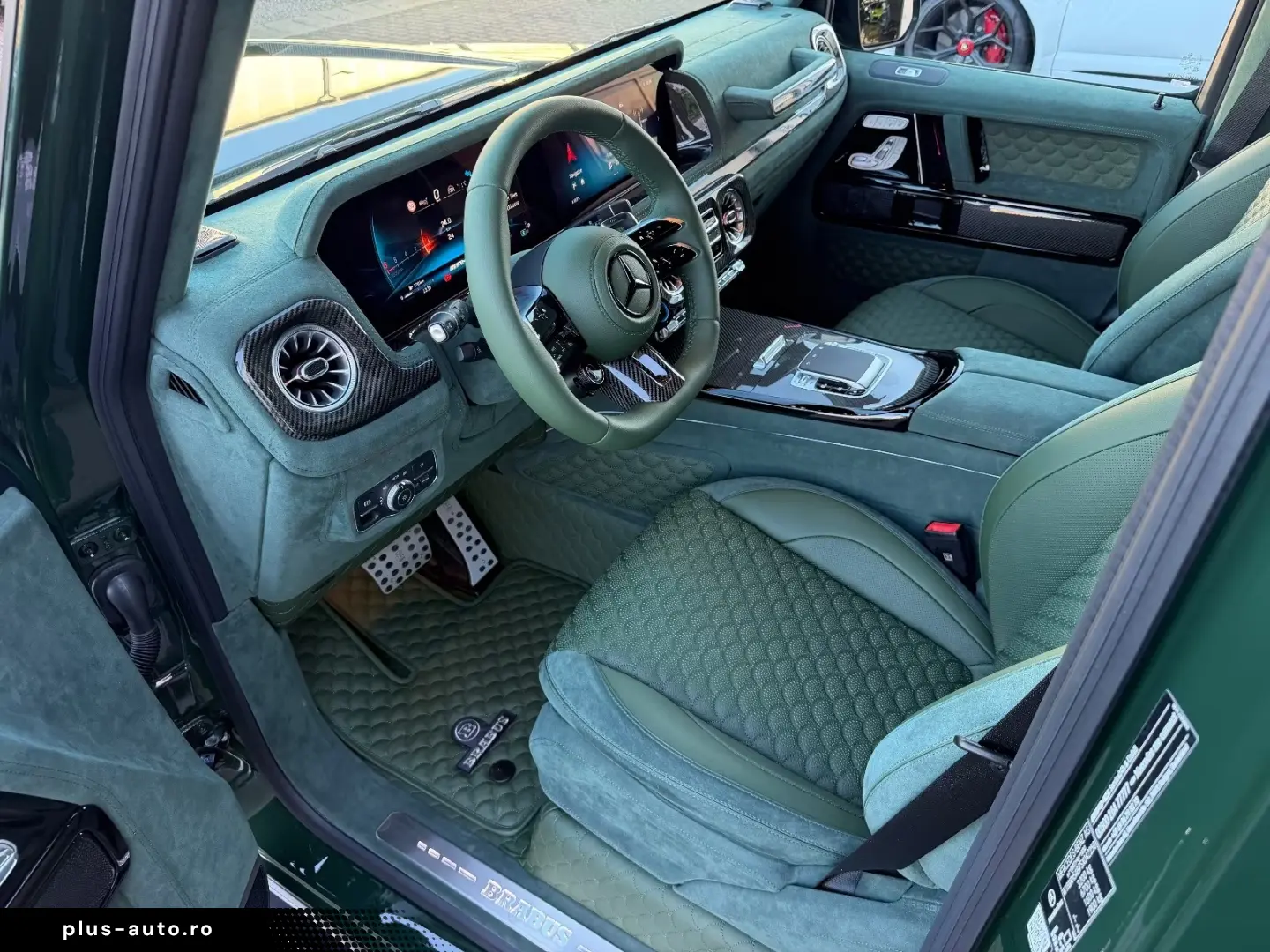 Mercedes Benz G63AMG B800 Brabus Deep Green Solid