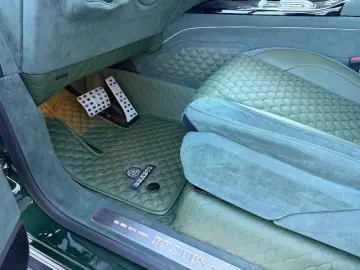 Mercedes Benz G63AMG B800 Brabus Deep Green Solid