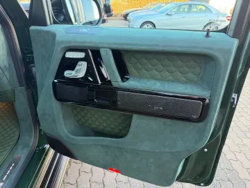 Mercedes Benz G63AMG B800 Brabus Deep Green Solid