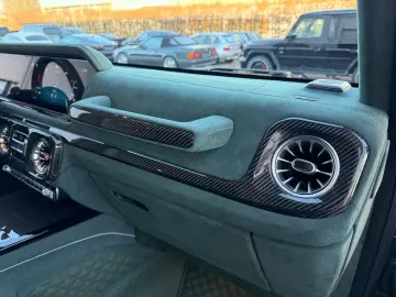 Mercedes Benz G63AMG B800 Brabus Deep Green Solid