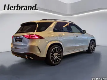 MERCEDES-BENZ GLE 350 de 4M AMG Airmatic Pano HUD Burmester