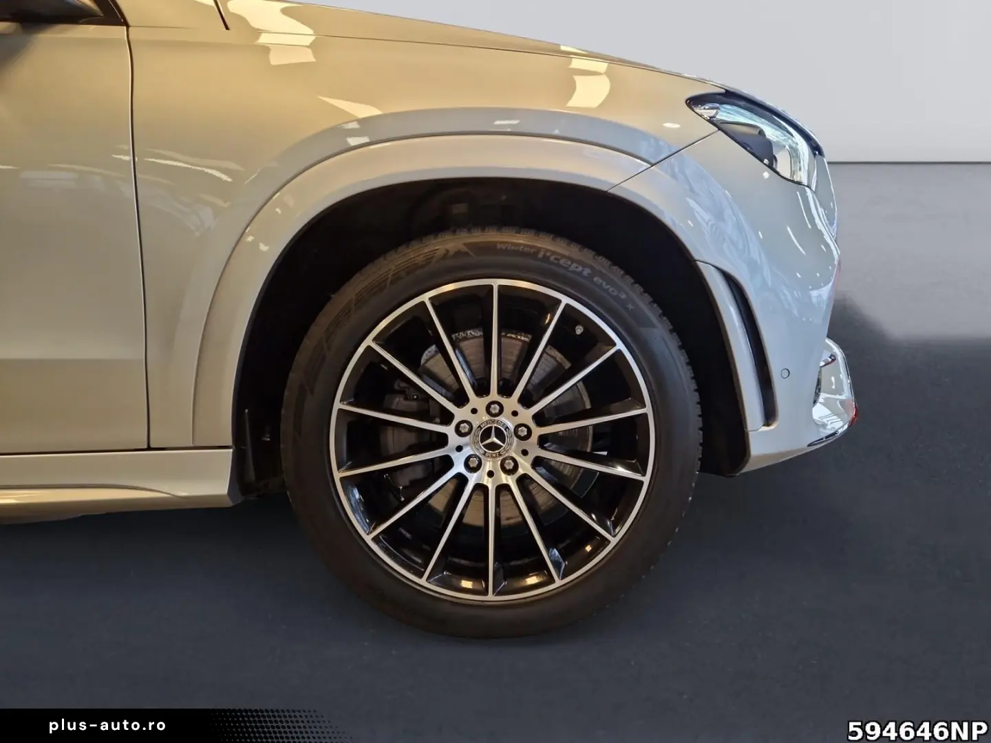 MERCEDES-BENZ GLE 350 de 4M AMG Airmatic Pano HUD Burmester