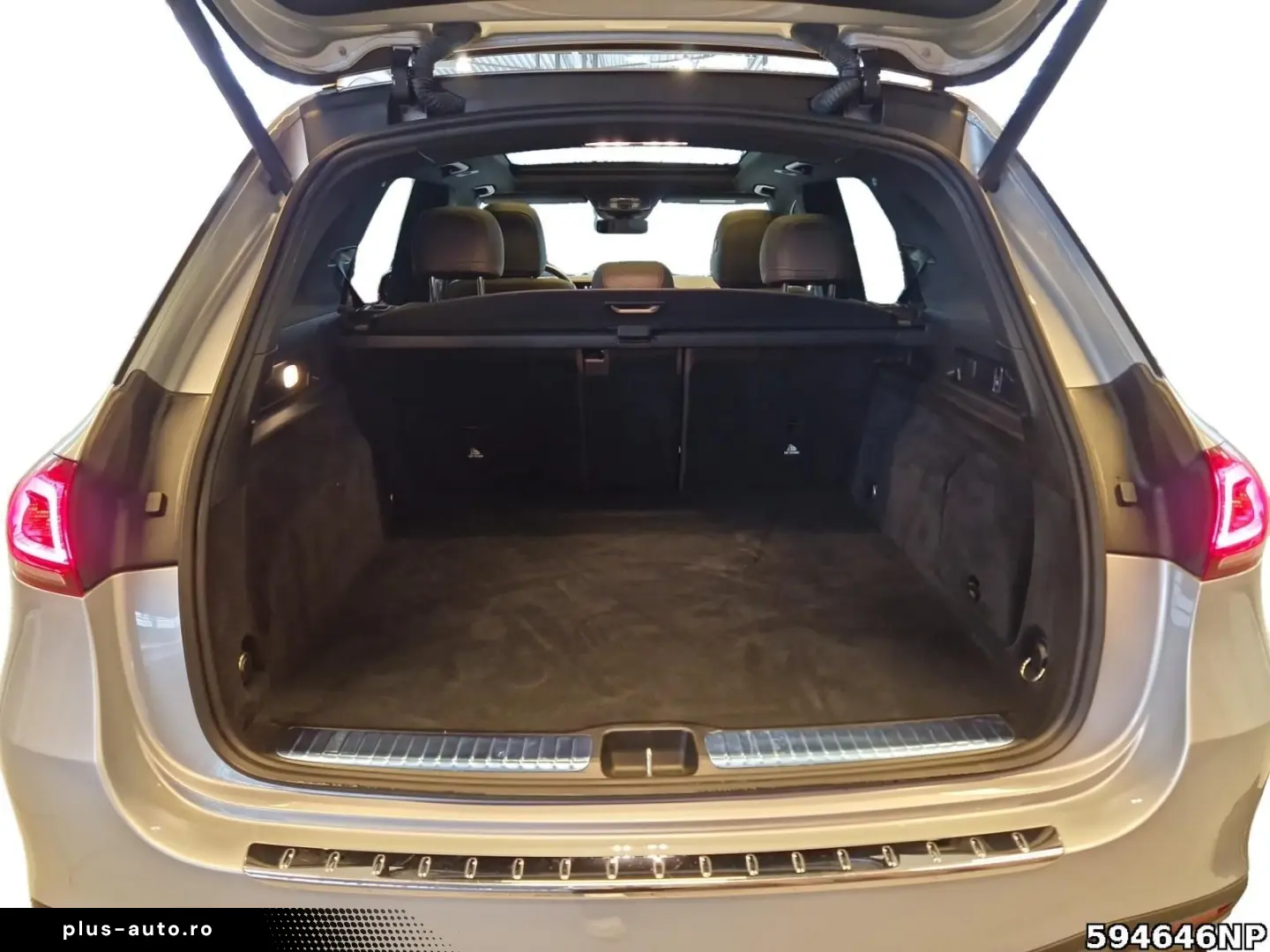 MERCEDES-BENZ GLE 350 de 4M AMG Airmatic Pano HUD Burmester