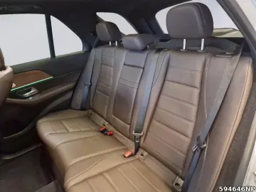 MERCEDES-BENZ GLE 350 de 4M AMG Airmatic Pano HUD Burmester