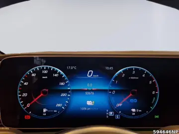 MERCEDES-BENZ GLE 350 de 4M AMG Airmatic Pano HUD Burmester