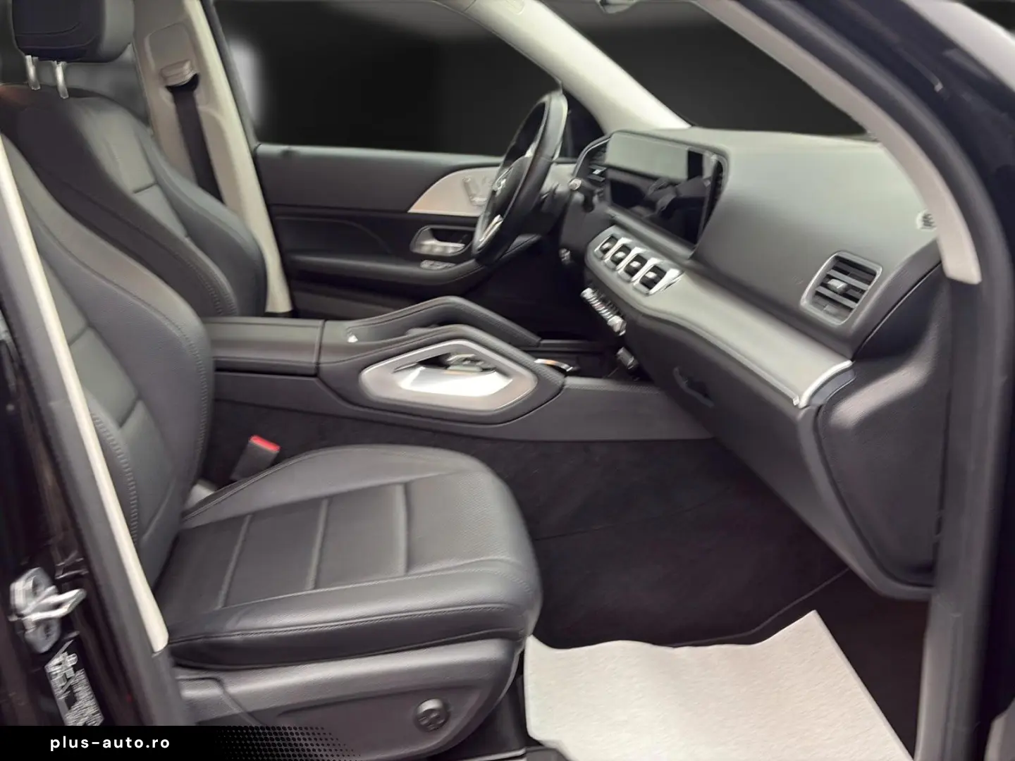 MERCEDES-BENZ GLE 350 e AMG 2x Pano AHK Night 20 LED&hellip;