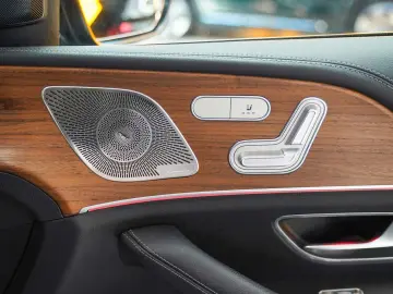 MERCEDES-BENZ GLE 350 de 4M AMG Line Pano AHK AIRMAT&hellip;