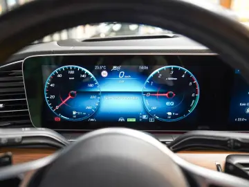 MERCEDES-BENZ GLE 350 de 4M AMG Line Pano AHK AIRMAT&hellip;