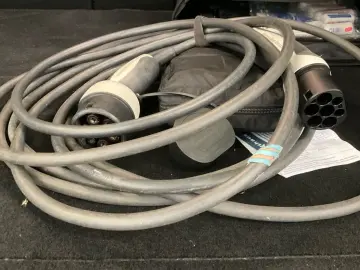 MERCEDES-BENZ GLE 350 e 2x AMG 21 AHK 360 Pano 4xSH &hellip;