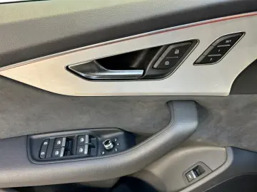 AUDI Q7 50 3.0 TDI quattro S line Fahrassist AHK SHD