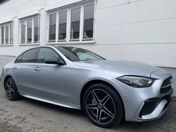 Mercedes-Benz C 300 e AMG Line Night-Paket