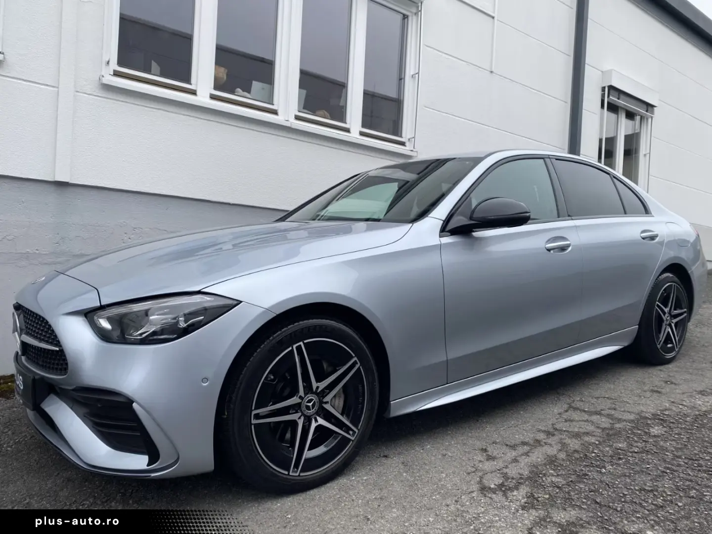Mercedes-Benz C 300 e AMG Line Night-Paket