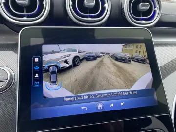 Mercedes-Benz C 300 e AMG Line Night-Paket