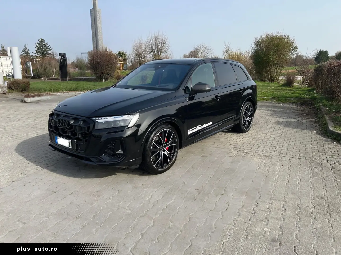 AUDI Audi Q7 SUV Sline 50TDI 286PS 7 Sitzer PANO AHK