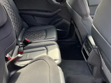 AUDI Audi Q7 SUV Sline 50TDI 286PS 7 Sitzer PANO AHK