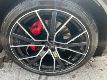 AUDI Audi Q7 SUV Sline 50TDI 286PS 7 Sitzer PANO AHK